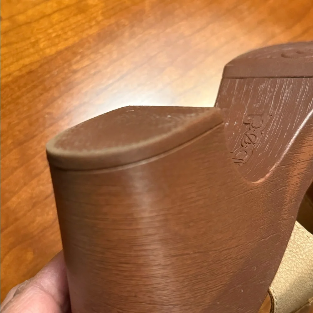 boc Beige/Tan Slingback Clog Heels - Picture 5 of 7